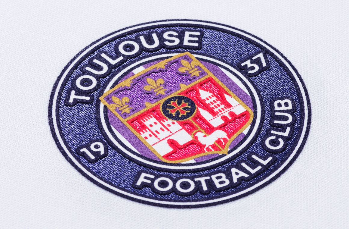 Flock-Satin-Bordado-01-Aneyron-aplicaciones-termoadhesivas